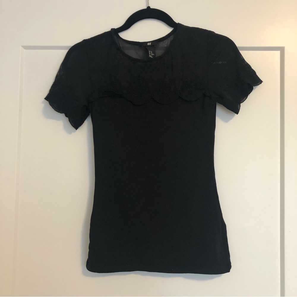H&M Black Lace Knit Short Sleeve Mesh Top XS
